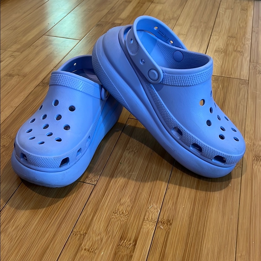 CROCS Lavender Purple Sandals with Elevated Heel Platform.